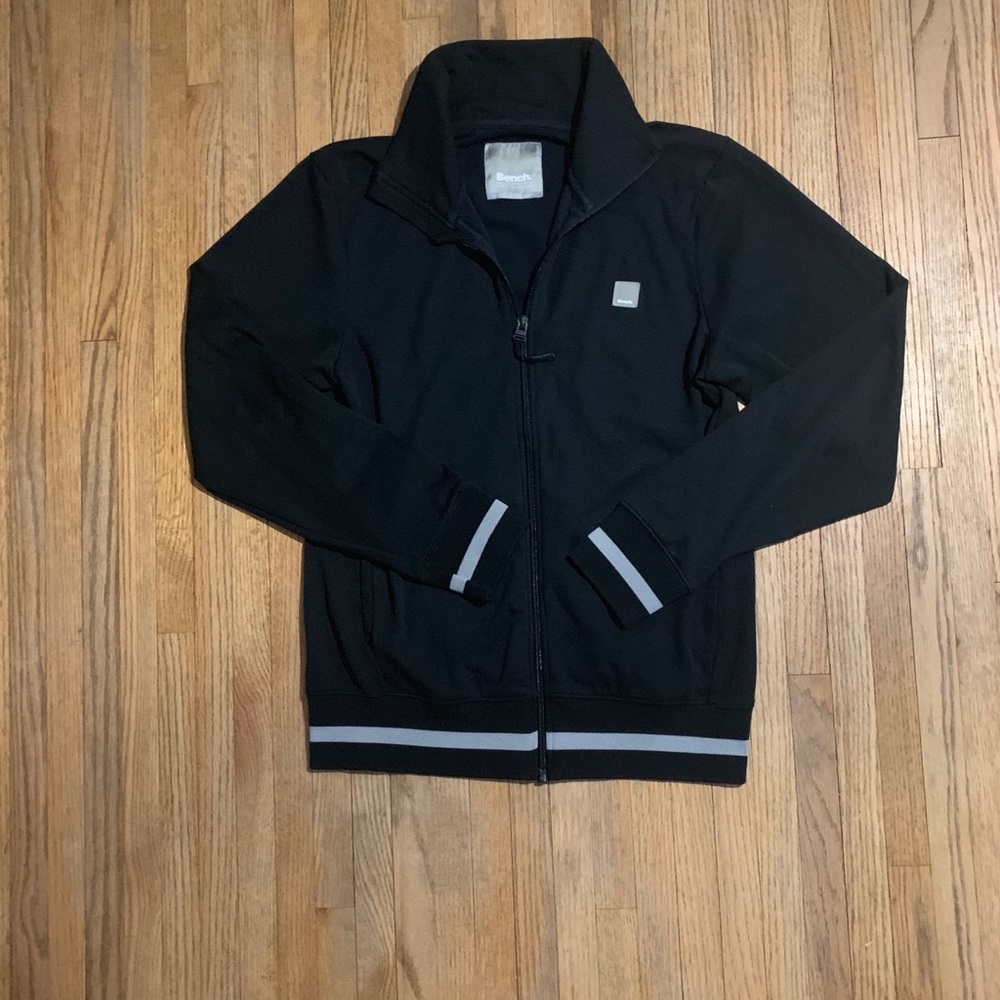 Men’s Bench Zip-up Sweatshirt Size Small